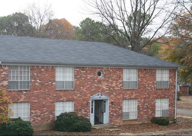 1717 Crimson Cir, Memphis, TN à vendre - Photo de l’immeuble – Image 2 sur 21