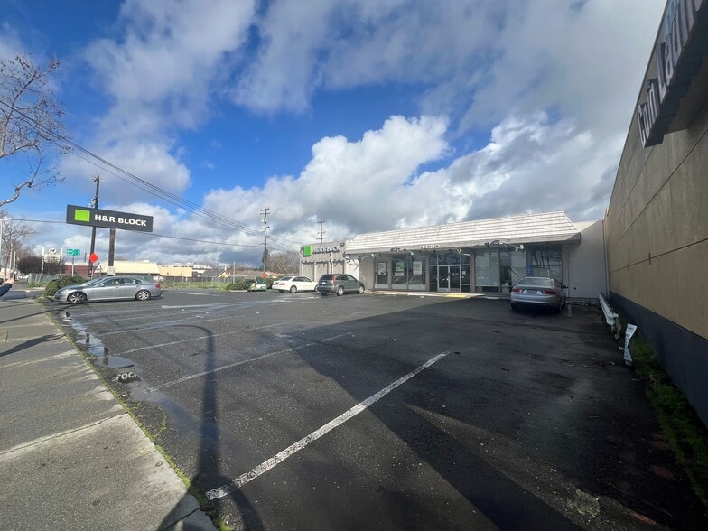 14210 E 14th St, San Leandro, CA à vendre - Photo de l’immeuble – Image 2 sur 2