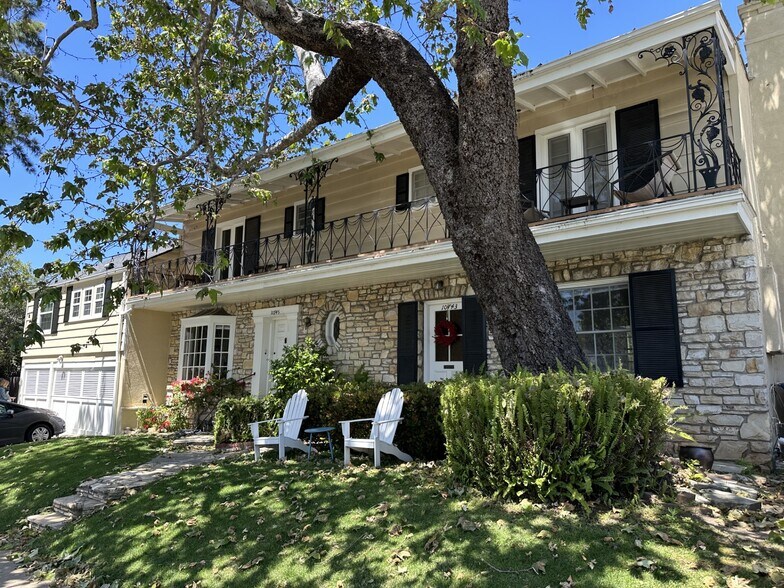 10743 Ohio Ave, Los Angeles, CA à vendre - Photo de l’immeuble – Image 1 sur 13