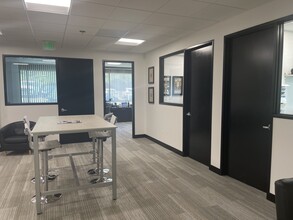 11236 El Camino Real, San Diego, CA à louer Photo intérieure– Image 1 sur 5