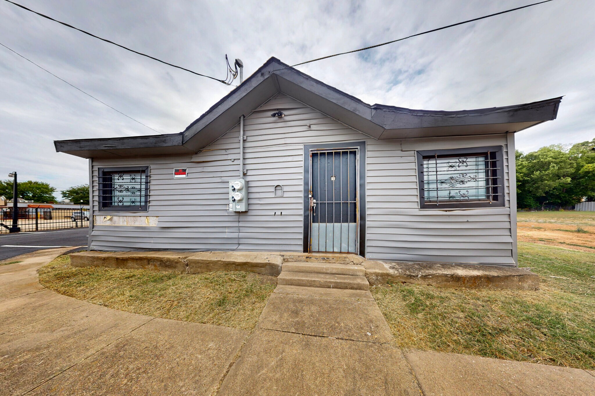 3818 S Lancaster Rd, Dallas, TX à louer Photo principale– Image 1 sur 28
