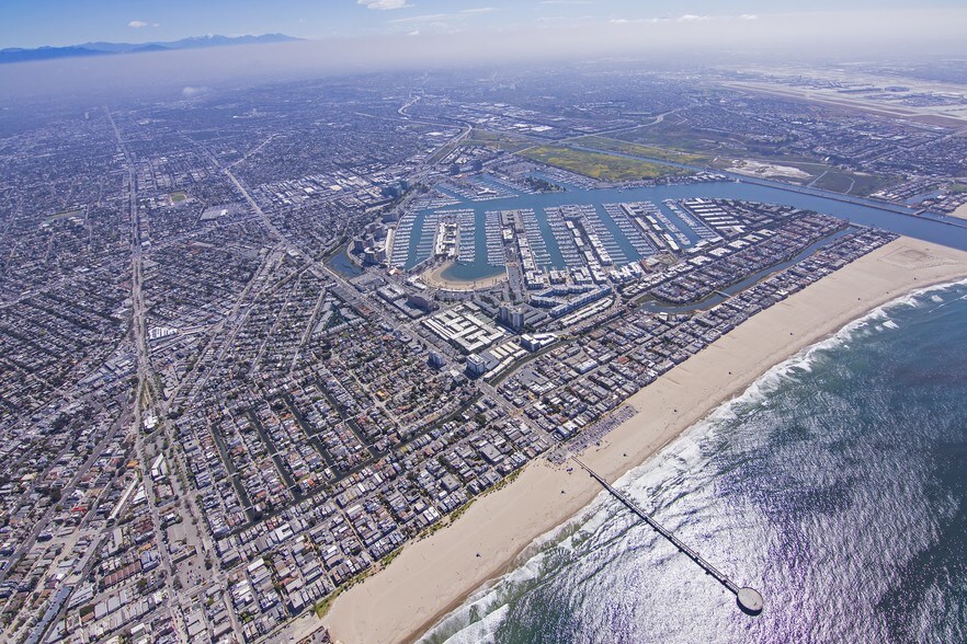 20 Washington Blvd, Venice, CA à louer - Photo principale – Image 1 sur 4