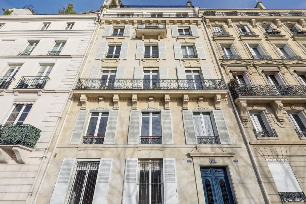 Bureau dans Paris à louer Photo de l’immeuble– Image 1 sur 10