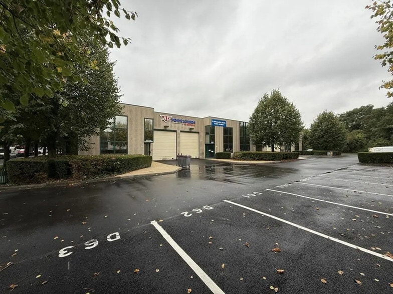 255 Boulevard Robert Ballanger, Villepinte à louer - Photo de l’immeuble – Image 1 sur 9
