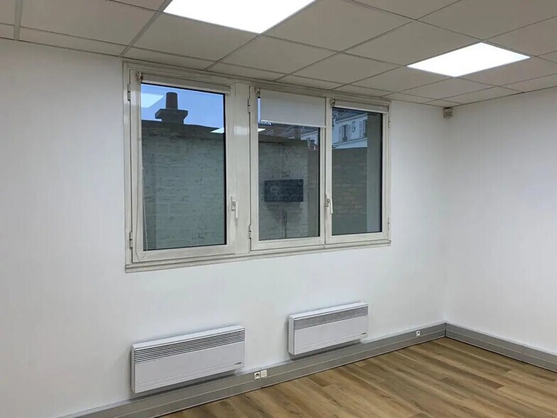 Bureau dans Neuilly-sur-Seine à louer - Photo de l’immeuble – Image 2 sur 6