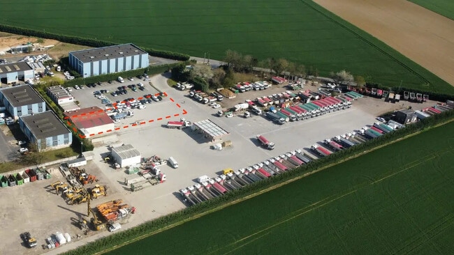 Plus de détails pour Route De Fresnes, Charny - Terrain à louer