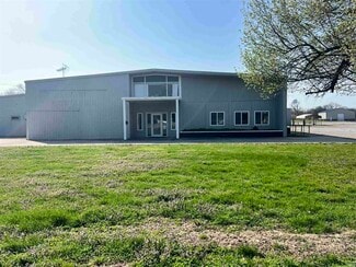 Plus de détails pour 1015 W 9th St, Mount Carmel, IL - Industriel/Logistique à vendre