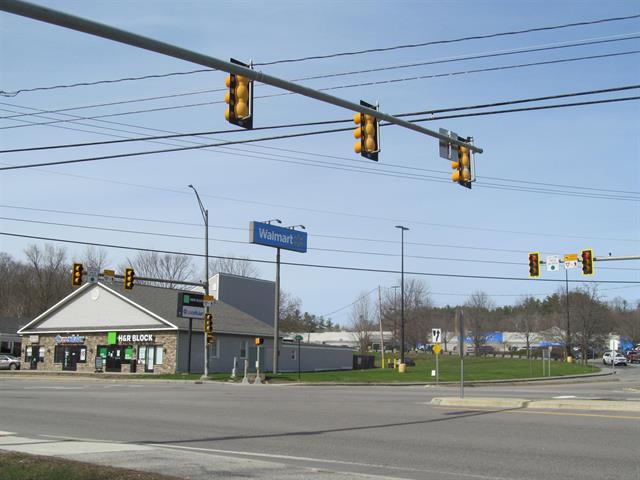 126 Washington St, Claremont, NH à louer - Photo de l’immeuble – Image 1 sur 12