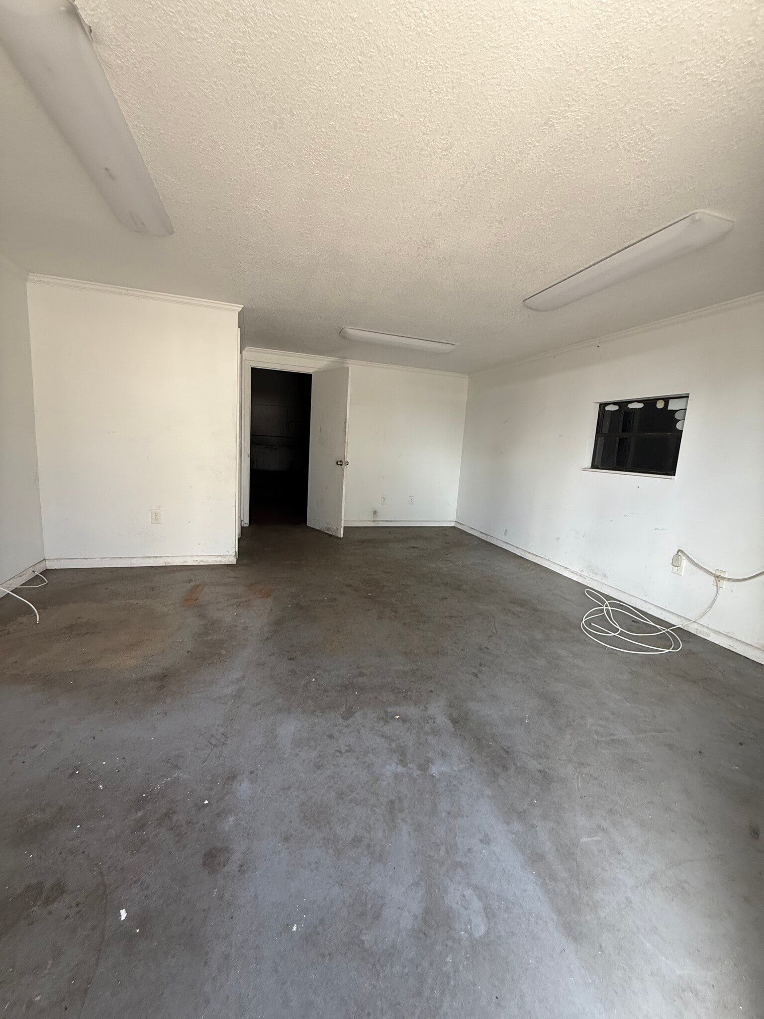 1360-1396 SE Huffman Rd, Port Saint Lucie, FL à louer Photo intérieure– Image 1 sur 3