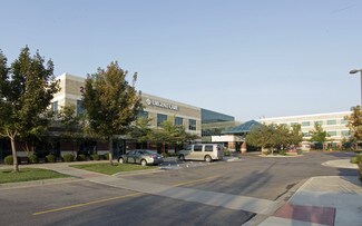 Plus de détails pour 2121-2127 E Harmony Rd, Fort Collins, CO - Médical à louer