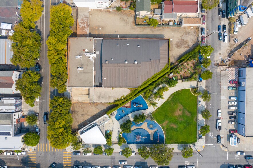 2675 Folsom St, San Francisco, CA à vendre - Photo de l’immeuble – Image 2 sur 12