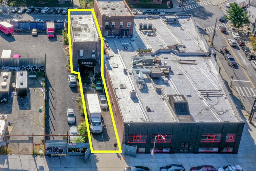 279 Frost St, Brooklyn, NY à louer - Photo de l’immeuble – Image 2 sur 28