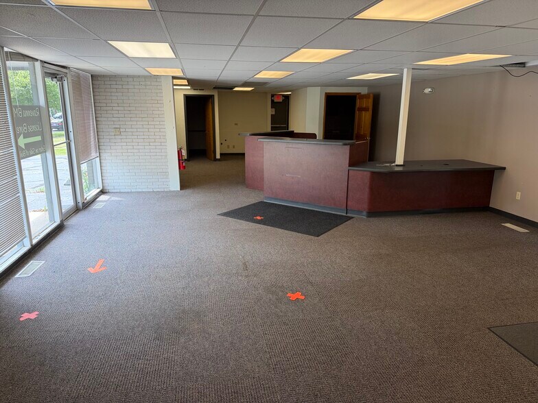 444 S Meridian St, Ravenna, OH à louer - Photo de l’immeuble – Image 3 sur 11