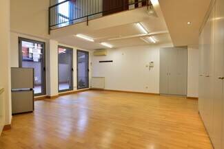Plus de détails pour Bureau/Local commercial à louer