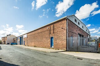 Plus de détails pour Dewhurst Row, Preston - Industriel/Logistique à louer