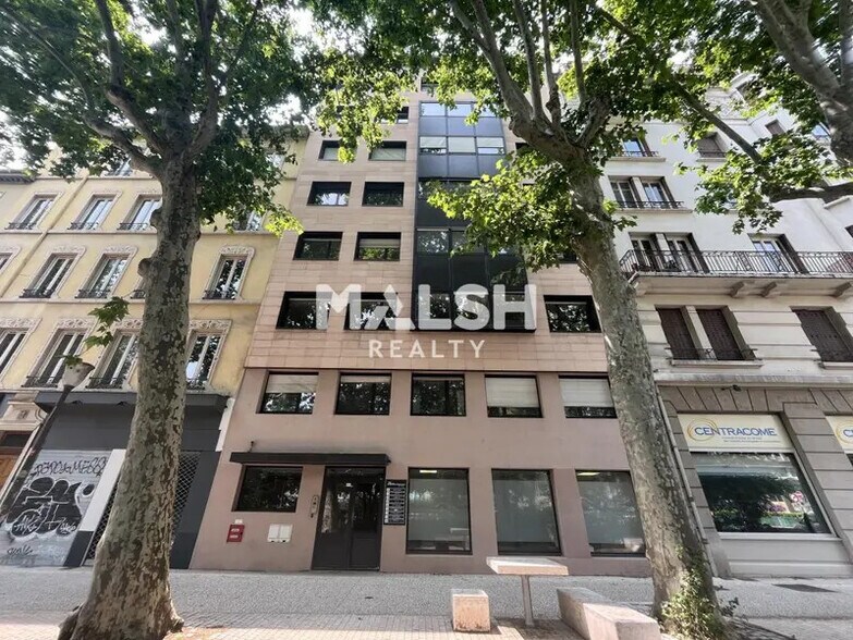 Bureau dans Lyon à louer - Photo de l’immeuble – Image 1 sur 12