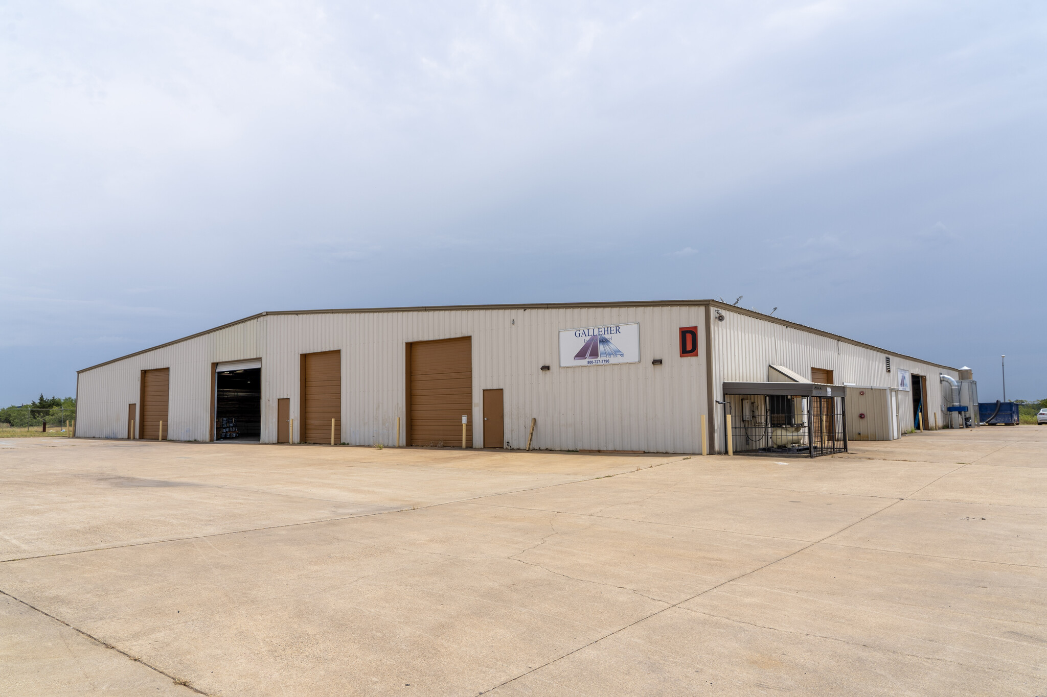 225 Metro Dr, Terrell, TX à louer Photo de l’immeuble– Image 1 sur 37