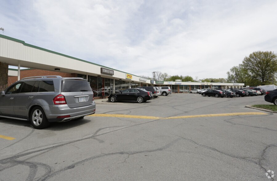 210-330 W 85th St, Kansas City, MO à louer - Photo de l’immeuble – Image 2 sur 6