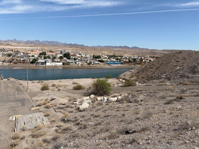 2852 Casino Drive, Laughlin, NV à vendre - Photo de l’immeuble – Image 3 sur 6