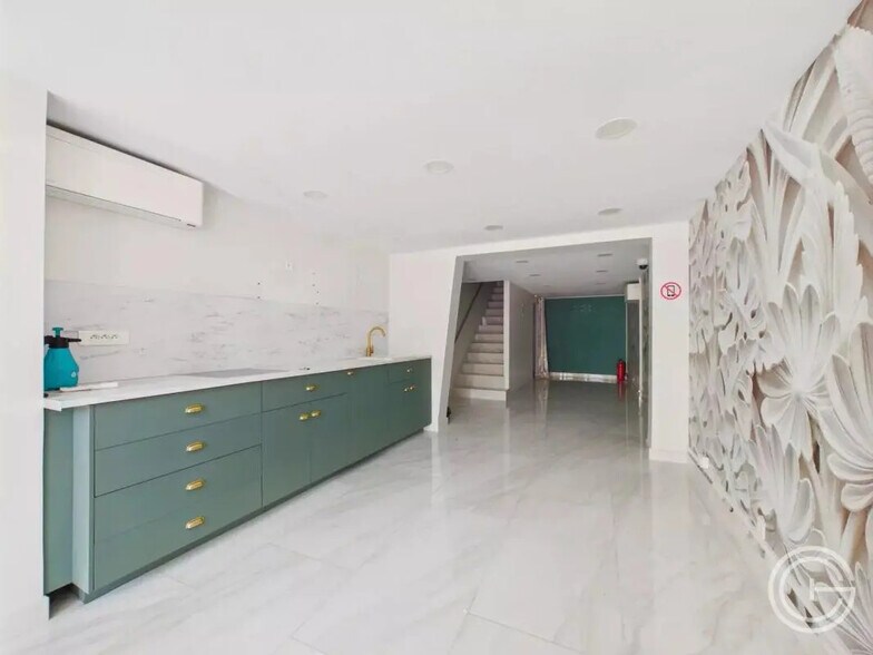 7 Avenue De Fabron, Nice à louer - Photo de l’immeuble – Image 3 sur 18