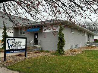 Plus de détails pour 622 N Burlington Ave, York, NE - Bureau à louer