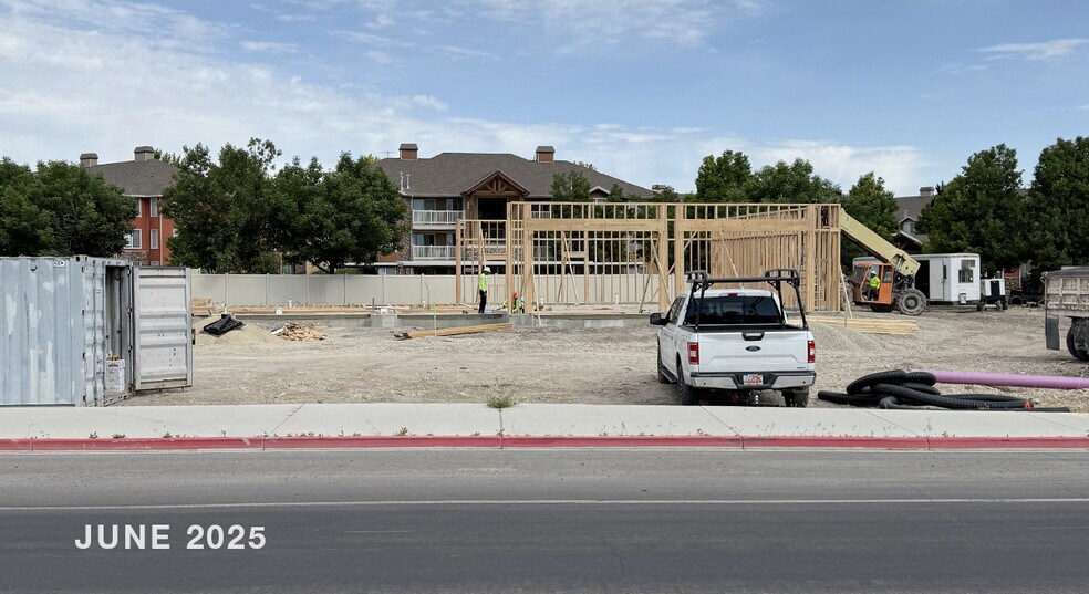 172 Pleasant Grove Blvd, Pleasant Grove, UT à louer - Photo de l’immeuble – Image 2 sur 4