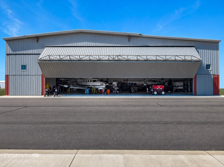 63205 Gibson Air Rd, Bend, OR à vendre - Photo de l’immeuble – Image 1 sur 3