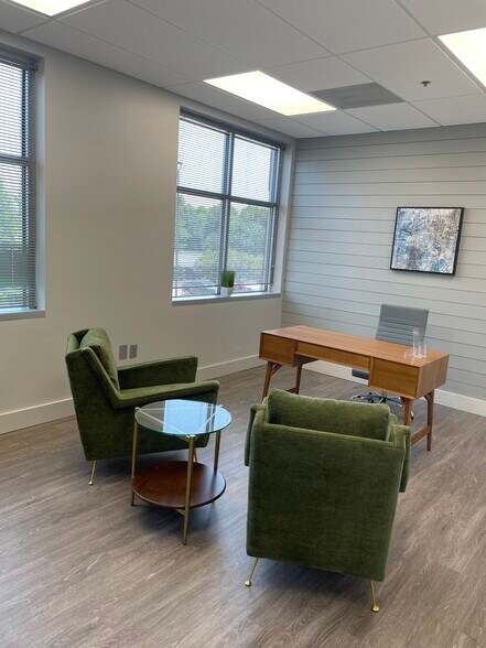 391 Southcrest Cir, Southaven, MS à louer - Photo de l’immeuble – Image 2 sur 11