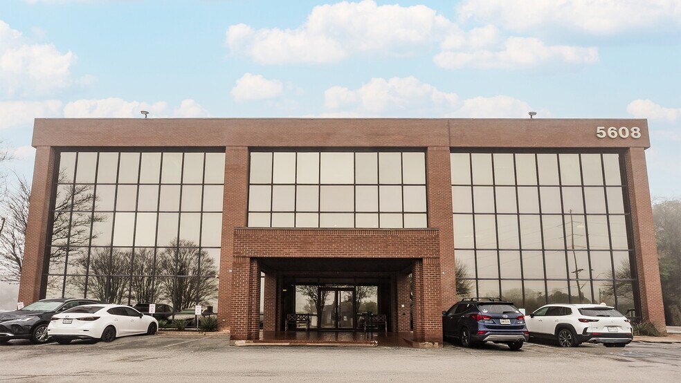 5508 Parkcrest Dr, Austin, TX à louer - Photo de l’immeuble – Image 1 sur 6