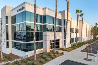 Plus de détails pour 11130-11290 Bloomfield Ave, Santa Fe Springs, CA - Industriel/Logistique à louer
