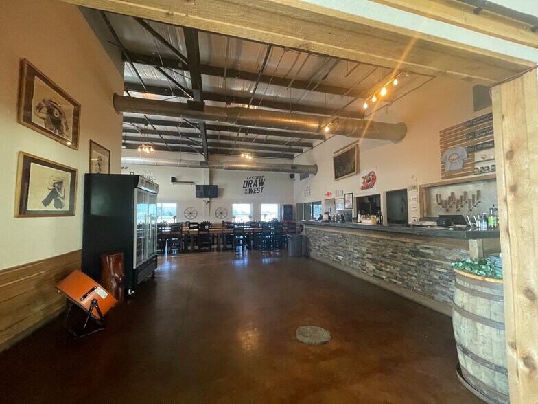 105 Magellan Cir, Webster, TX à louer - Photo de l’immeuble – Image 3 sur 4