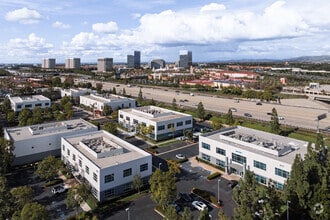 8717 Research Dr, Irvine, CA - Vue aérienne vue de carte