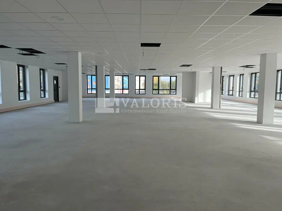 50 Boulevard Ambroise Croizat, Vénissieux à vendre Photo de l’immeuble– Image 1 sur 13