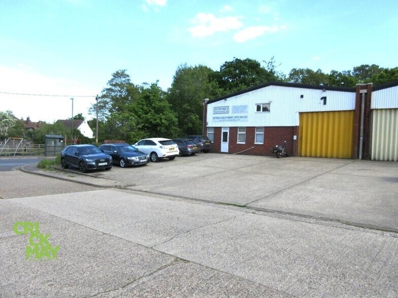 Natts Ln, Billingshurst à louer - Photo de l’immeuble – Image 1 sur 1