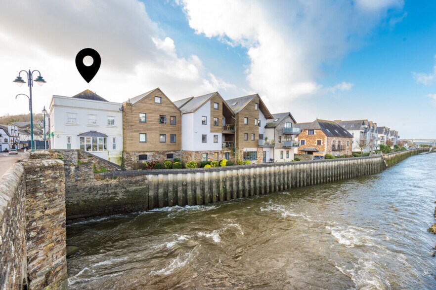 Harbour Rd, Wadebridge à vendre - Photo de l’immeuble – Image 3 sur 8