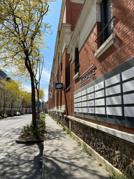 14 Rue Edouard Mignot, Reims à louer - Photo de l’immeuble – Image 3 sur 5
