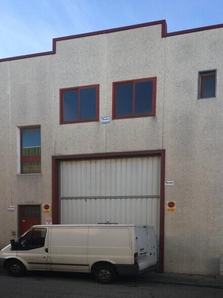 Calle Aldea del Fresno, 16, Alcorcón, Madrid à louer - Photo de l’immeuble – Image 2 sur 8