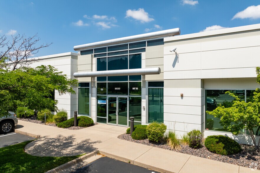 8020 Shaffer Pky, Littleton, CO à louer - Photo de l’immeuble – Image 3 sur 12