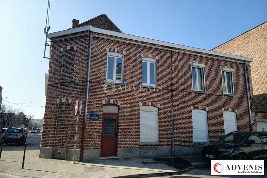 Bureau dans La Madeleine à vendre - Photo de l’immeuble – Image 1 sur 7