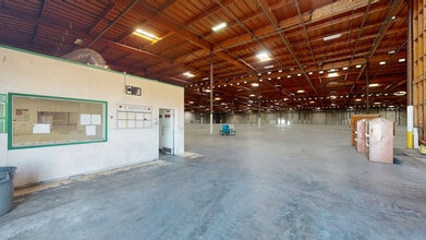 4318 Yosemite Blvd, Modesto, CA à louer Numérisation 3D Matterport– Image 1 sur 10