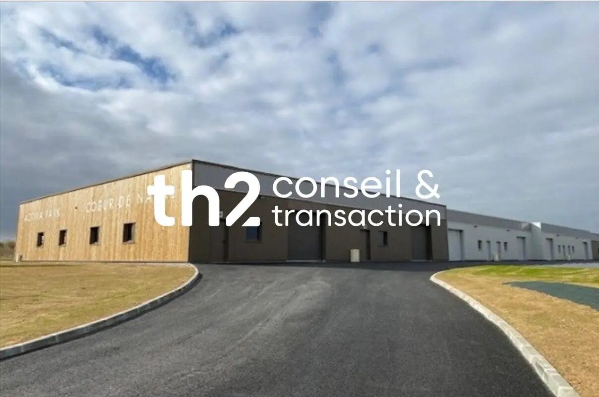 Local d'activités dans DOUVRES-LA-DÉLIVRANDE à vendre Photo de l’immeuble– Image 1 sur 3