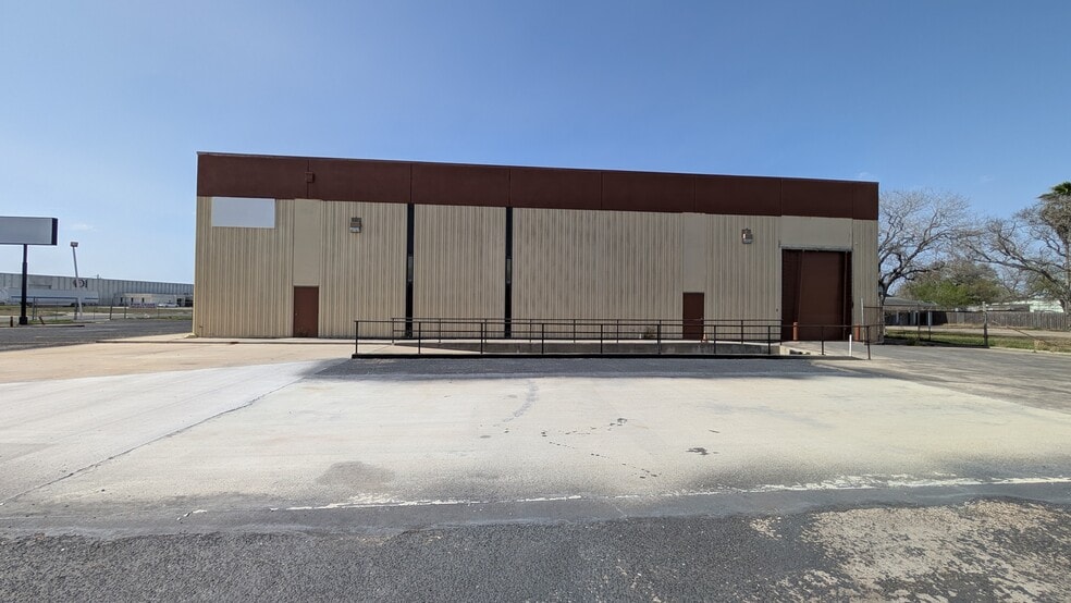 4702 Baldwin Blvd, Corpus Christi, TX à louer - Photo de l’immeuble – Image 3 sur 13