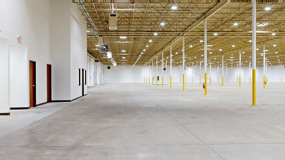2424 N Westmoreland Rd, Dallas, TX à louer - Numérisation 3D Matterport – Image 3 sur 23