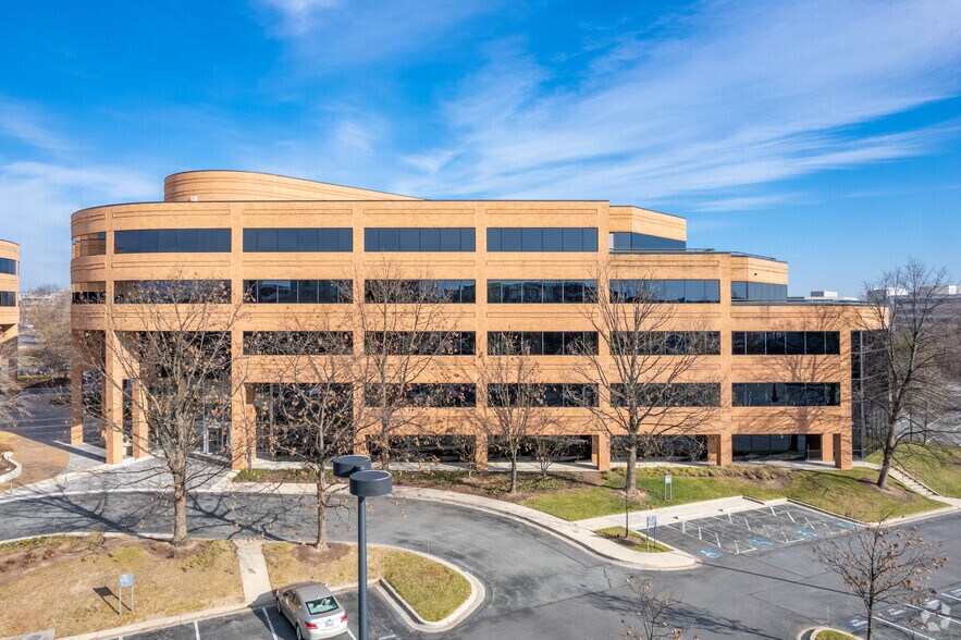 2400 Research Blvd, Rockville, MD à louer - Photo de l’immeuble – Image 2 sur 19