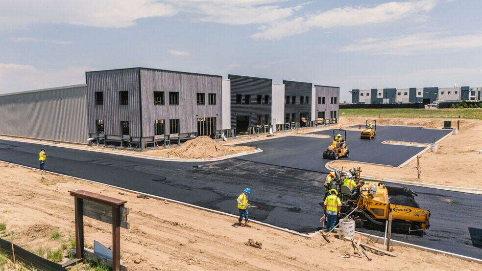 710 Triumph Dr, Windsor, CO à louer - Photo de l’immeuble – Image 3 sur 7