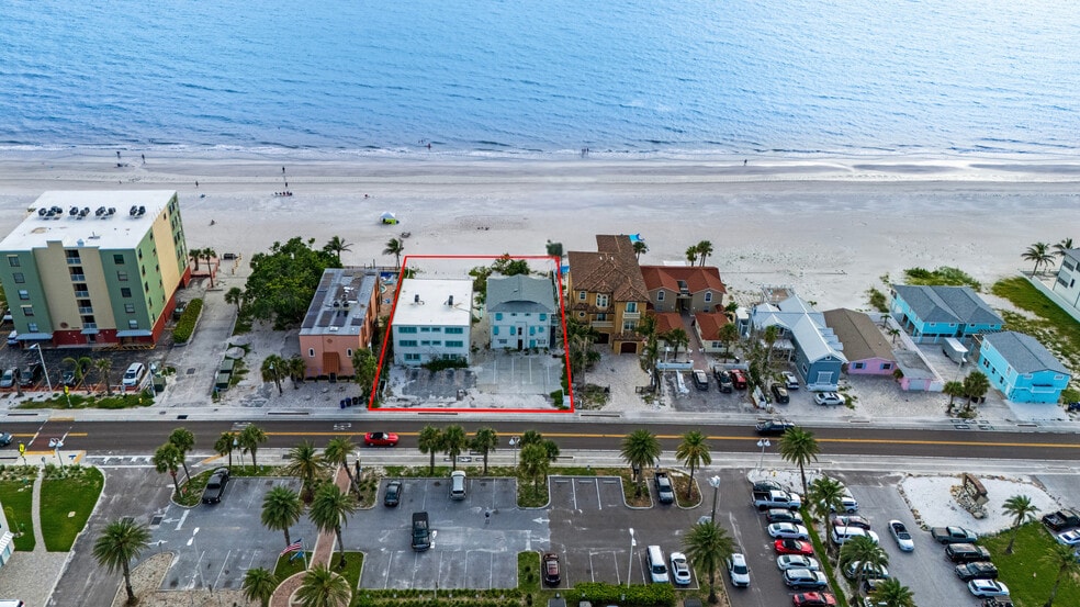 19310 Gulf Blvd, Indian Shores, FL à vendre - Photo de l’immeuble – Image 3 sur 4