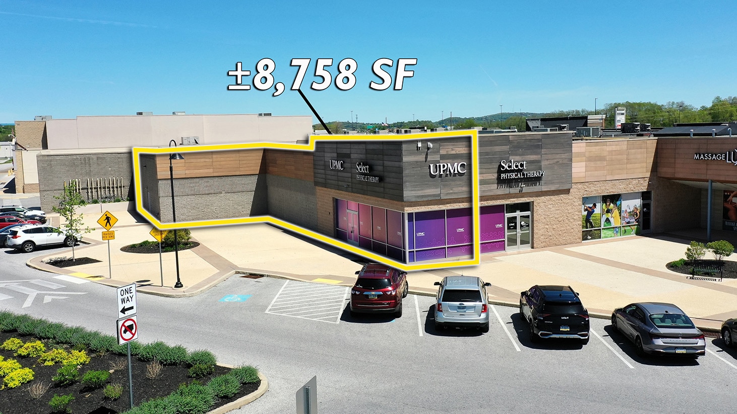6226 W Manchester Mall, York, PA à louer Photo de l’immeuble– Image 1 sur 10