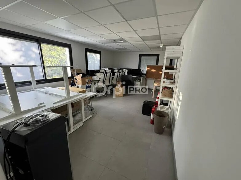 Bureau dans Avignon à vendre - Photo intérieure – Image 1 sur 5
