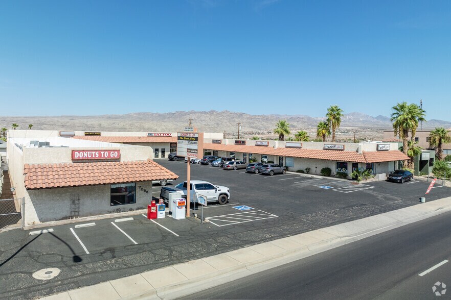 2065 Highway 95, Bullhead City, AZ à louer - Photo de l’immeuble – Image 2 sur 14