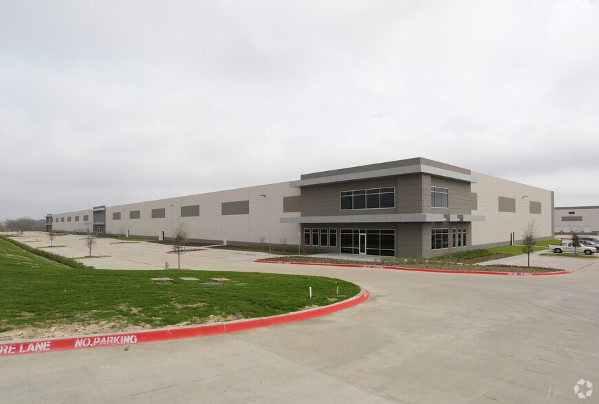 3900 N Dallas Ave, Lancaster, TX à louer - Photo de l’immeuble – Image 1 sur 5